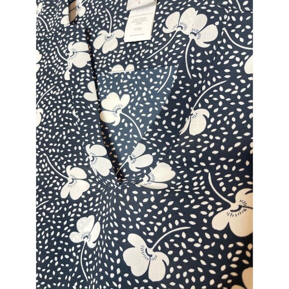 Cabi Blue Floral V-Neck Blouse Short Sleeves Dotted Print Lightweight Top Size L - Picture 3 of 11